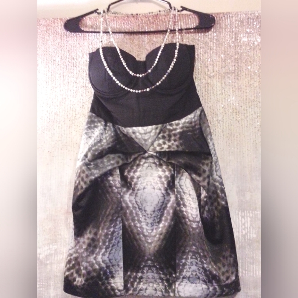 Sexy Lipsy London Mini Dress(NWOT-)